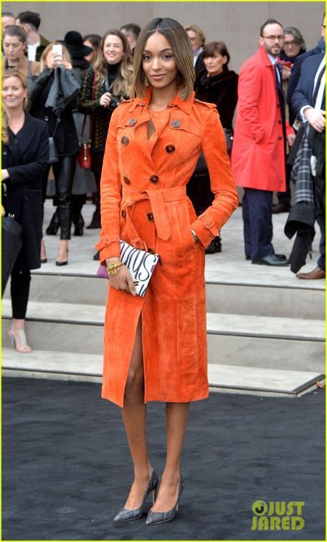 Jourdan Dunn Shows Orange Is The New Black At Burberry Show Fashion Jourdan Dunn Star Fashion