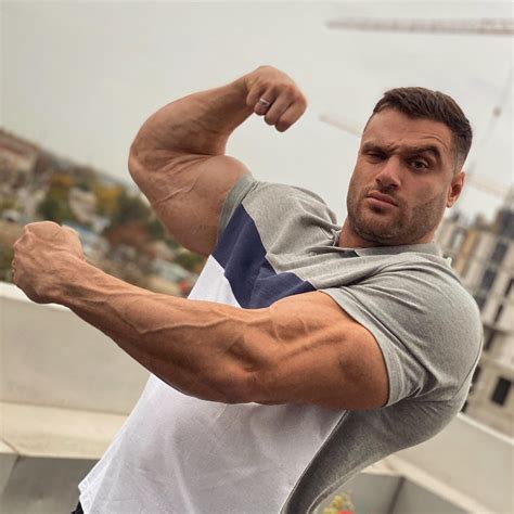 Muscle Lover Ukrainian Ifbb Pro Classic Physique Bodybuilder Kirill