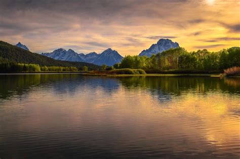 Premium Photo Sunset Over Oxbow Bend Of The Snake River In Grand