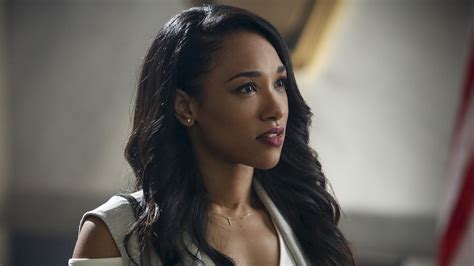 The Flash Candice Patton Talks Crossovers And Iris And Barry S Healthy Normal Relationship