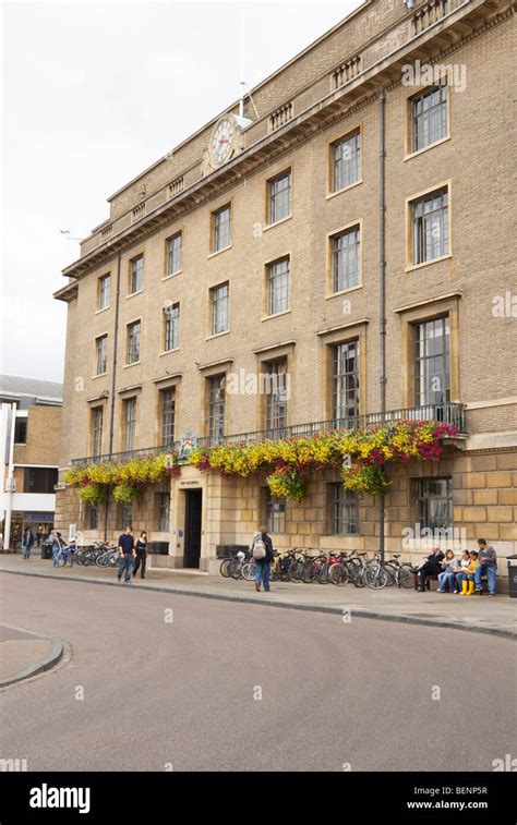 Cambridge Guildhall Hi Res Stock Photography And Images Alamy