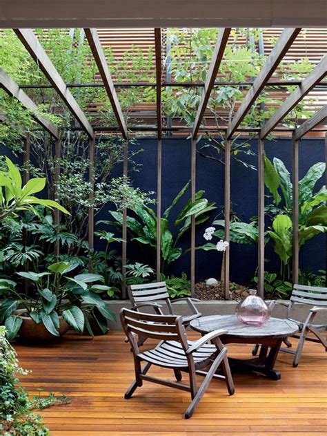 20 Urban Backyard Oasis With Tropical Decor Ideas Home