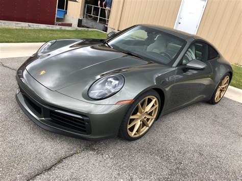 Aventurine Green 992 Rporsche