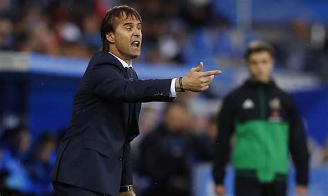 Sergio Ramos Urges Real Madroid Not To Sack Lopetegui Despite Suffering