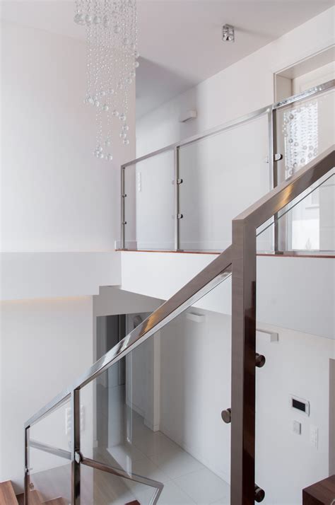 Load requirements of glass balustrades? Your Life After 25: How Can Glass Balustrades Secure Your ...