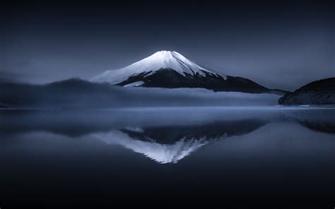 2880x1800 Resolution Mount Fuji Reflection Macbook Pro Retina Wallpaper
