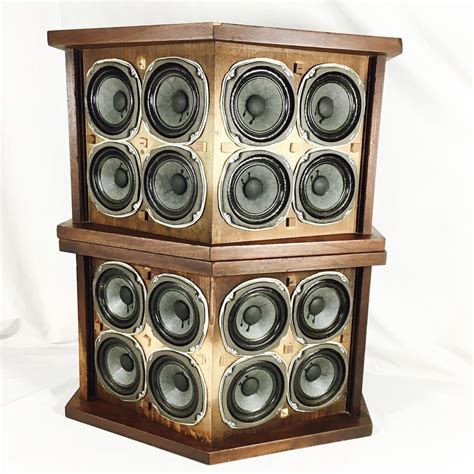 2 Classic Bose 901 Series 1 Original Vintage Directreflecting Speakers