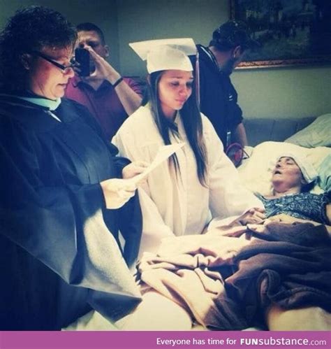 Girl Graduates In Front Of Her Terminally Ill Mother Funsubstance