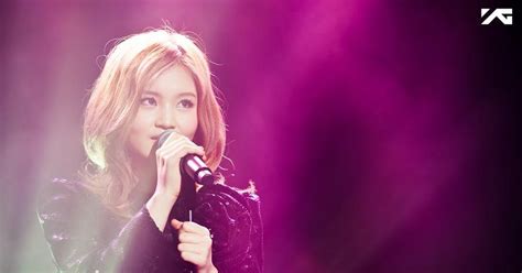 K-Pop Idol Lee Hi Embarrasses Herself After Saying "N-Word" On Live
