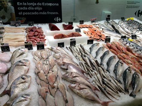 It is open between wednesday and sunday and has 30 specialty stores which sell fruit, vegetables, meat, seafood, breads and more. Marbella market, Fresh Fish and Seafood all year - AlDiyar ...