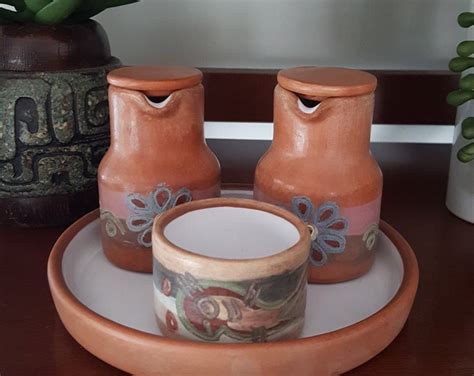 Vintage Seminario Pottery Urubamba Cusco Peru Cruet Set Oil And Vinegar