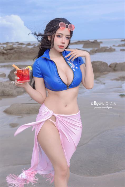 Cosplay 萝莉Byoru Nico Robin ニコロビン Share erotic Asian girl picture livestream