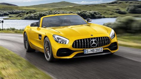 The Mercedes Amg Gt S Roadster Is Fast And Very Yellow Top Gear
