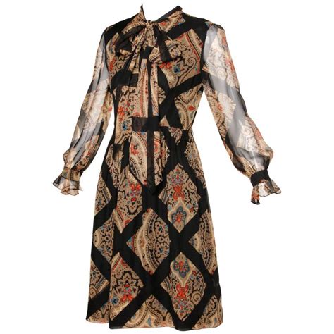 Oscar De La Renta Vintage 1960s Silk Print Dress With Ascot Or Pussy