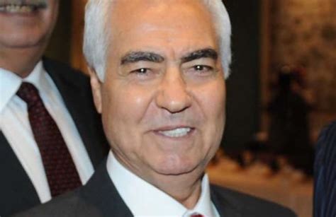 Mehmet kutman arman`ın cenazesi, mezarlıkta öğlen vakti kılınan cenaze namazının ardından, bir süre omuzlarda taşındıktan sonra aile kabristanında, babası eski adana milletvekili dr. İşte sevdiğiniz ünlülerin gerçek isimleri! | Temiz Magazin