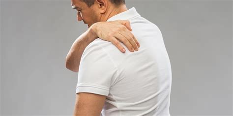 4 Common Causes Of Upper Back Pain Dr Stefano Sinicropi Md
