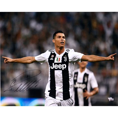 Cristiano Ronaldo Juventus Autographed 16 X 20 Hands Out Photograph