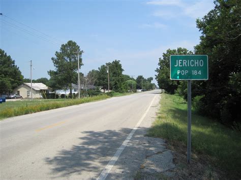 Arkansas shares a border with six states, with its eastern border largely defined by the mississippi river. Jericho, Arkansas - Wikipedia