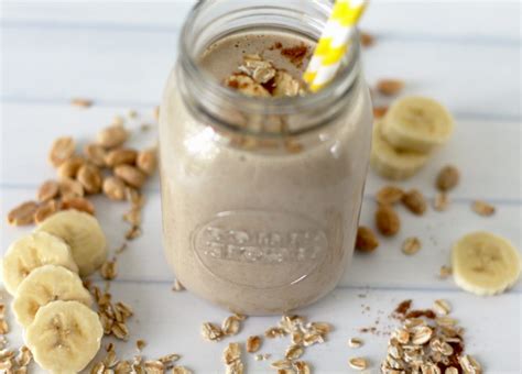 This banana and oatmeal smoothie is amazing any time of the day, when you need something filling that will either replace a meal or keep you satisfied bananas are a natural weight loss food, plus they are delicious! Peanut Butter Oatmeal Smoothie for Weight Loss - Vegan ...
