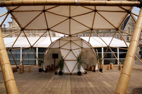 A Bamboo Dome In A Bamboo Dome Domos Geodesicos Casas Casa Linda