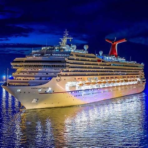 Carnival Valor At Night Awesome Photo Was Captured By Tomsroesser