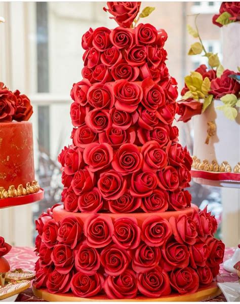 17 luxury wedding cake ideas the glossychic