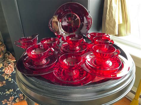 Spectacular Rare 21 Piece New Martinsville Hostmaster Repeal Ruby Glass Luncheon Set For Six