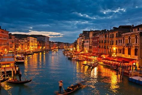 54 Venice By Night Wallpaper On Wallpapersafari