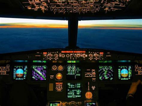 Виртуальная экскурсия по кабине пилотов Airbus A320 Новости авиации