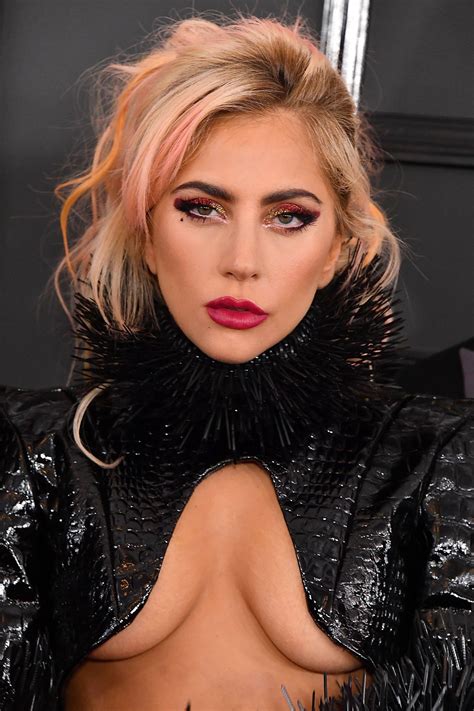 Lady Gaga Beauty 2018 Vogue Germany