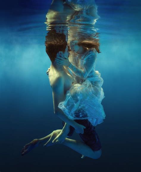 Only Two By Fly10 On Deviantart Kiss Art Underwater Kiss Cute