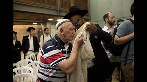Holocaust Survivors Celebrate Bar Mitzvahs Decades Late Cnn