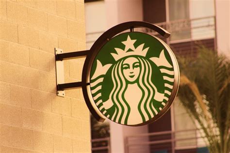 Starbucks Plots A Revival The Food Institute