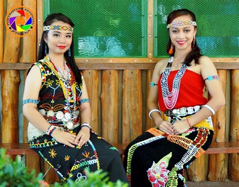 Pakaian Tradisional Wanita Iban Sarawak Diana Anderson