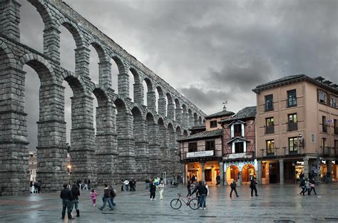 Restaurante mesón de cándido en segovia (segovia). Restaurante Mesón de Cándido en Segovia | Guía Repsol
