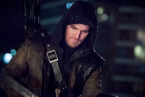 ‘arrow Images Oliver In The League Of Assassins Season Finale Synopsis