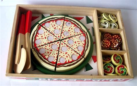 Melissa And Doug Pizza Party Set Wooden Play Set Pretend Food Pretend
