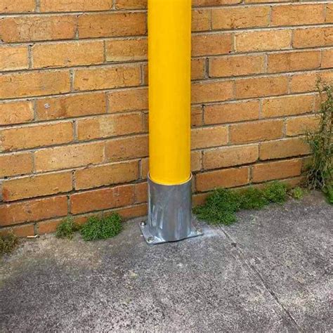 Bollard Base Only 90mm Surface Monted Removable Galvanized