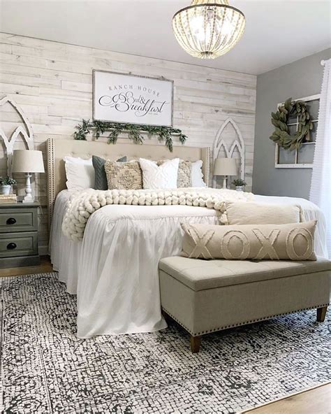 14 Romantic Cozy Farmhouse Bedroom Images