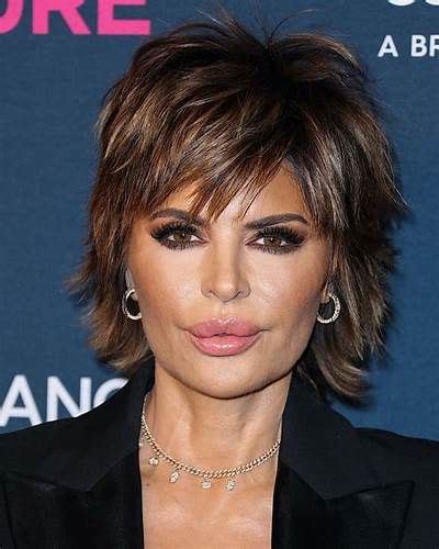 21 Pics Of Lisa Rinna Showing How Hair Styles Hair Cuts Hairstyle
