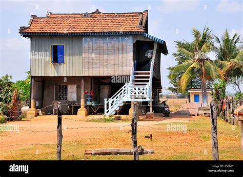 Rural Housing In The Countryside In Cambodia South East Asia Stock