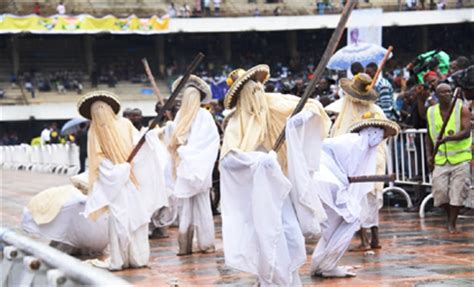 Its origins are found back in the olden days of strict secret societies when the festival was held to escort the soul of departed oba's (kings) of lagos and to usher in a new one. Eyo Festival: Early morning showers signs of peace ...