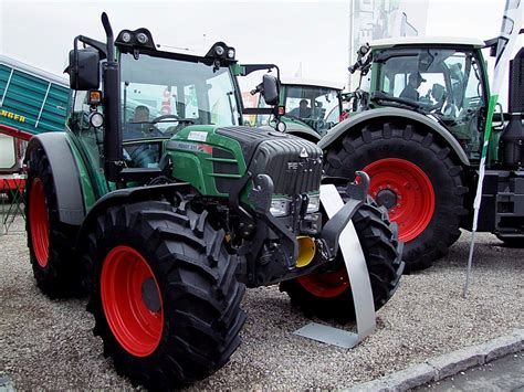 Fendt 211 Vario Tms 74kw 3300ccm Wird Anlässlich Der Rieder Messe