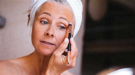 8 Makeup Tips For Women Over 50 Loréal Paris Makeup For Older