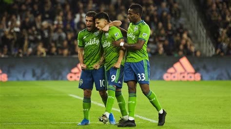 seattle-sounders-fc-defeats-los-angeles-fc,-advancing-to-mls-cup