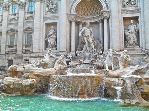 Trevi Fountain Rome Piazza Navona Places To Travel Places To See