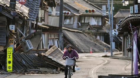 Japan Earthquake Damage Photos Buildings Collapse In Wajima Ishikawa