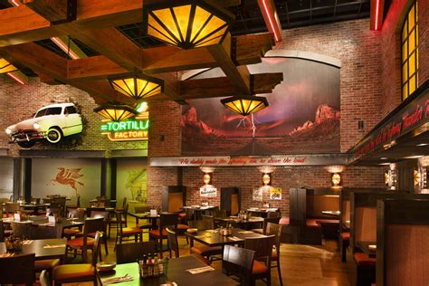 Wall finishes are one of the most important design elements in any commercial or residential interior environment. Interior Restaurant Design | Restaurant Decor Design | Cas ...
