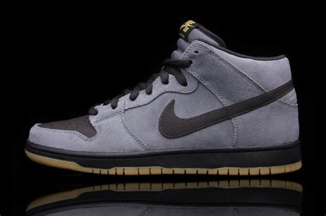 Nike Sb Dunk Mid Charcoal Heathertar Hypebeast