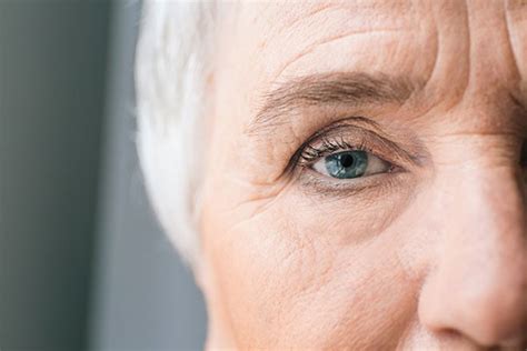 Aging Eyes Warning Signs That Shouldnt Be Ignored Assil Gaur Eye